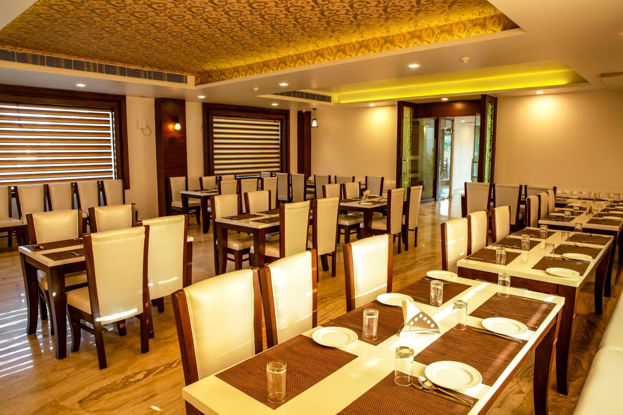 Spree Hotel Agra - Walking Distance To Tajmahal المظهر الخارجي الصورة
