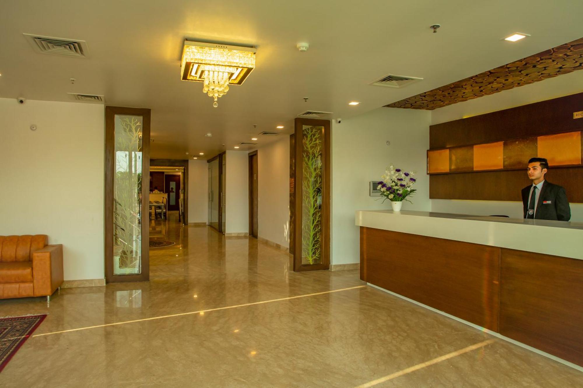 Spree Hotel Agra - Walking Distance To Tajmahal المظهر الخارجي الصورة