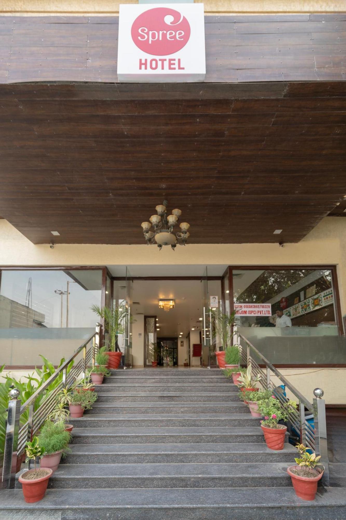 Spree Hotel Agra - Walking Distance To Tajmahal المظهر الخارجي الصورة