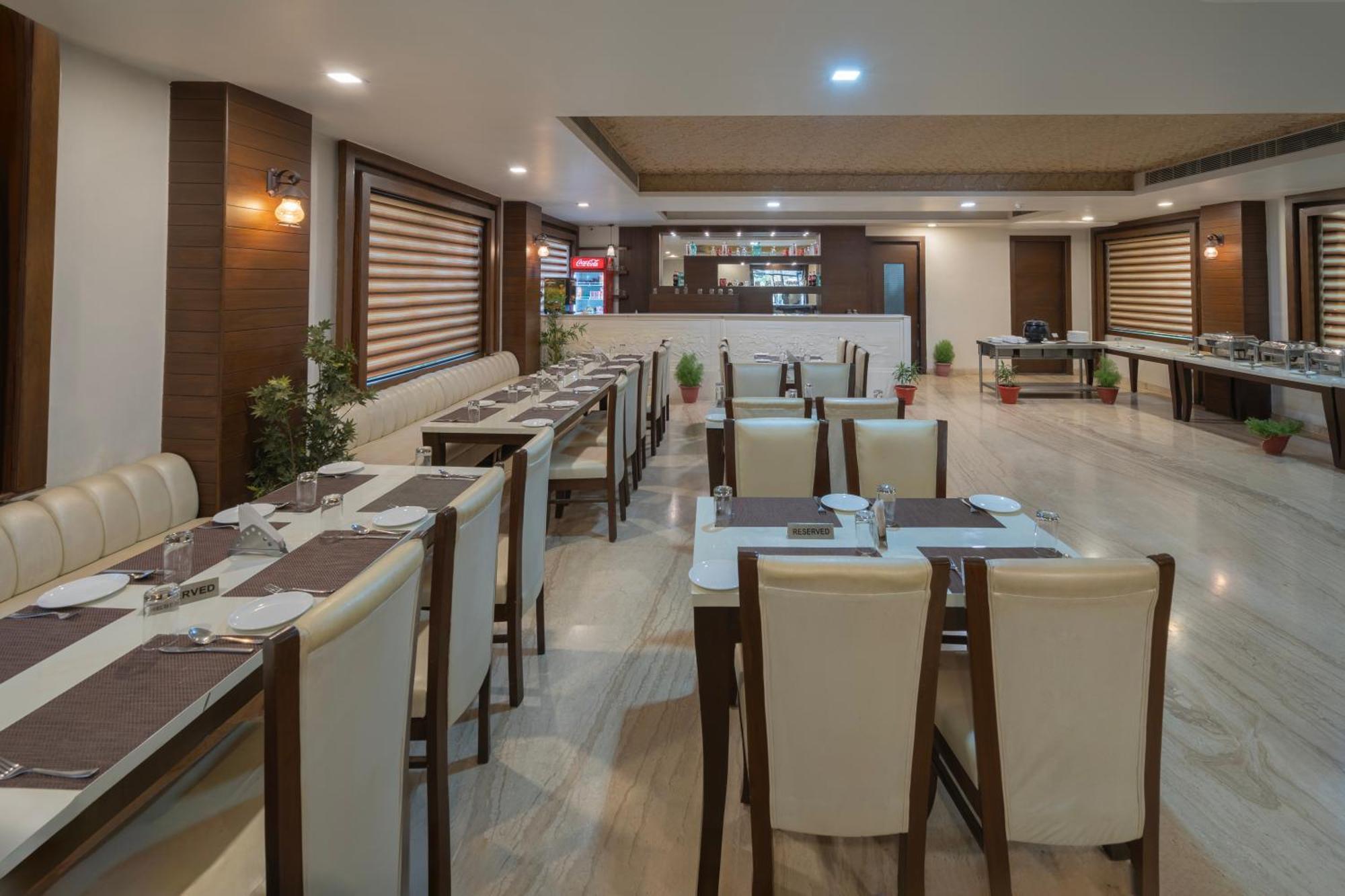 Spree Hotel Agra - Walking Distance To Tajmahal المظهر الخارجي الصورة