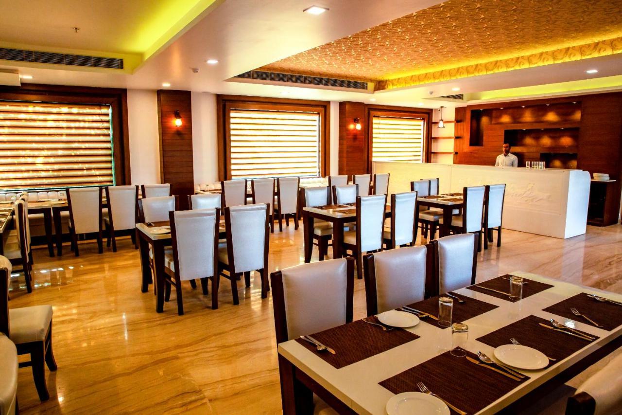 Spree Hotel Agra - Walking Distance To Tajmahal المظهر الخارجي الصورة